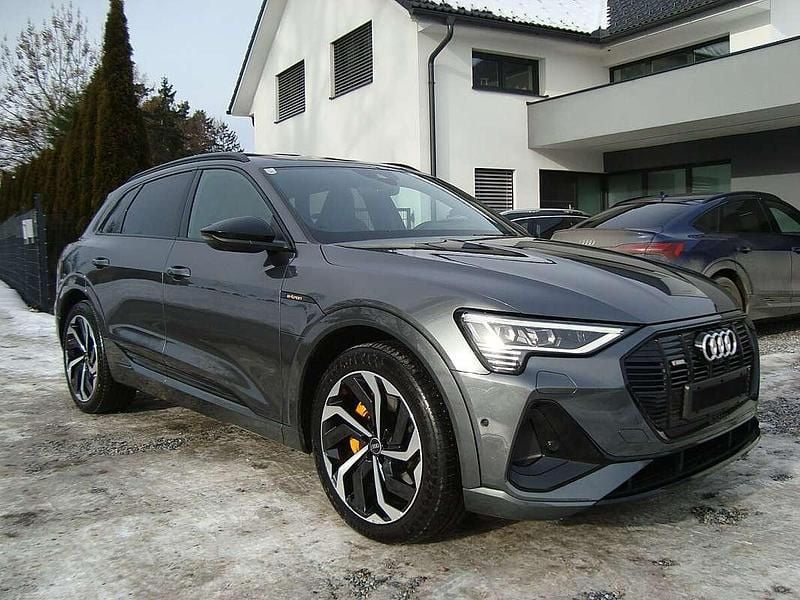 Gebraucht Audi e-tron Ambiente 300 kW (408 PS) 2021 Grau SUV