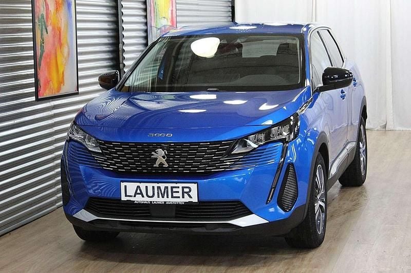 Gebraucht Peugeot 3008 Allure 131 PS (96 kW) 2022 Blau SUV