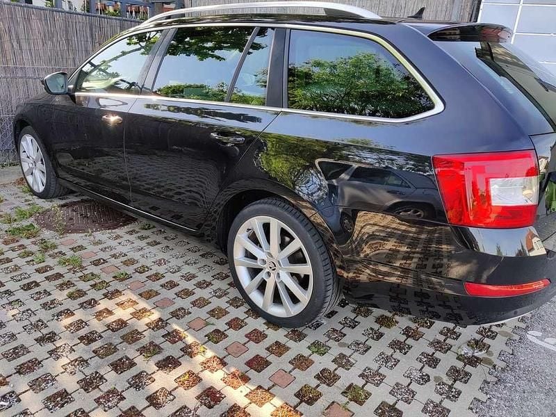 Gebraucht Skoda Octavia Elegance 150 PS (110 kW) 2014 Kombi
