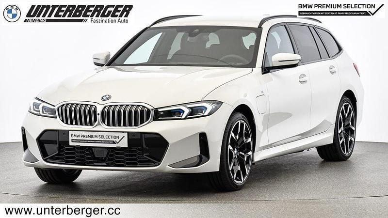 Alpinweiß Gebraucht 2024 BMW 330e Efficient Dynamics | € 49.800 (Etwas zu teuer) - Bild 1/1