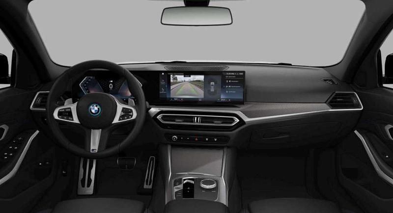 Gebraucht BMW 320e M Sport 204 PS (150 kW) 2022 Weiß Kombi