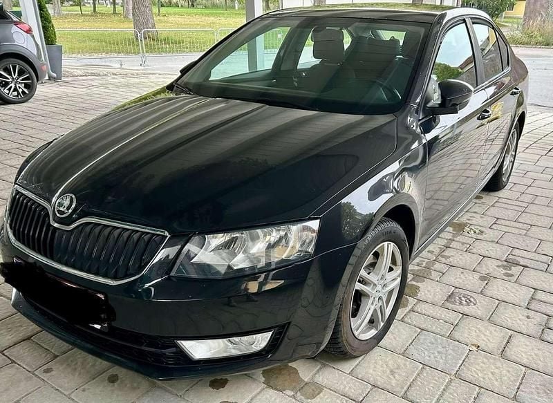 Gebraucht Skoda Octavia Active 105 PS (77 kW) 2013 Schwarz Limousine