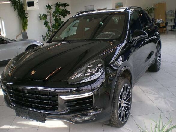 Verkauft Porsche Cayenne Turbo S Ii 4 Gebraucht 15 111 000 Km In Mattighofen