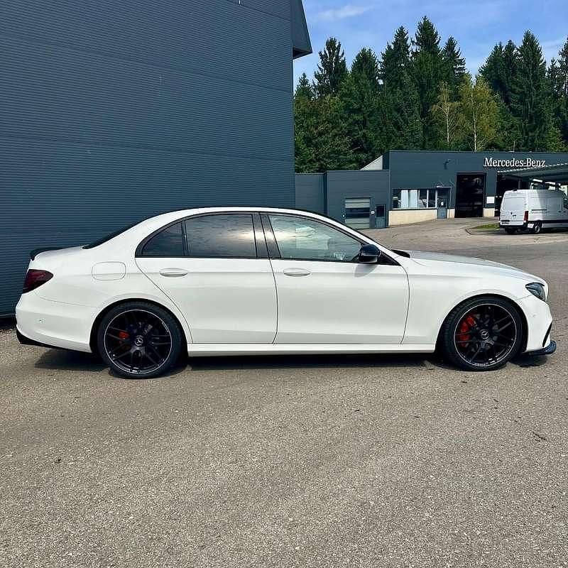 Gebraucht Mercedes E300 245 PS (180 kW) 2019 Limousine