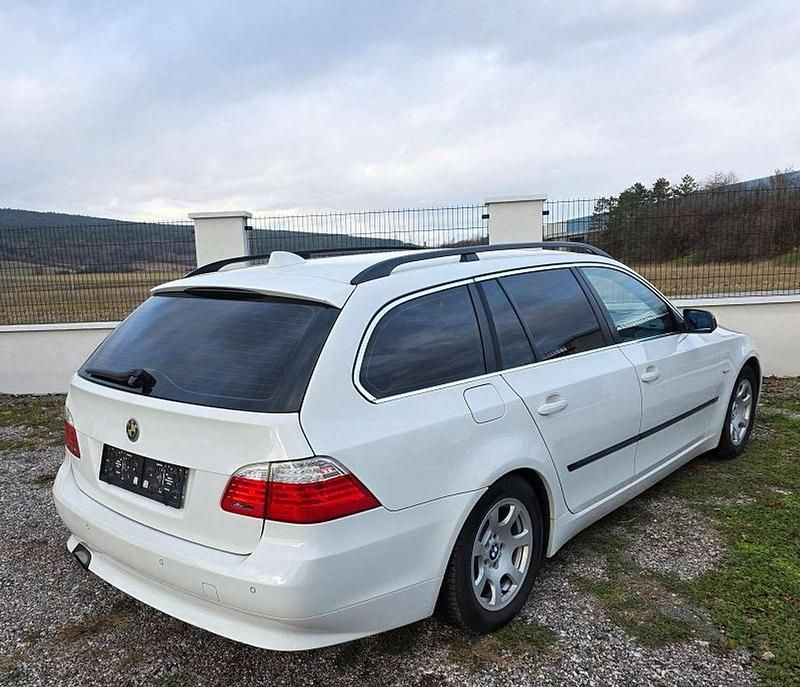 Gebraucht BMW 520 177 PS (130 kW) 2008 Weiß Kombi