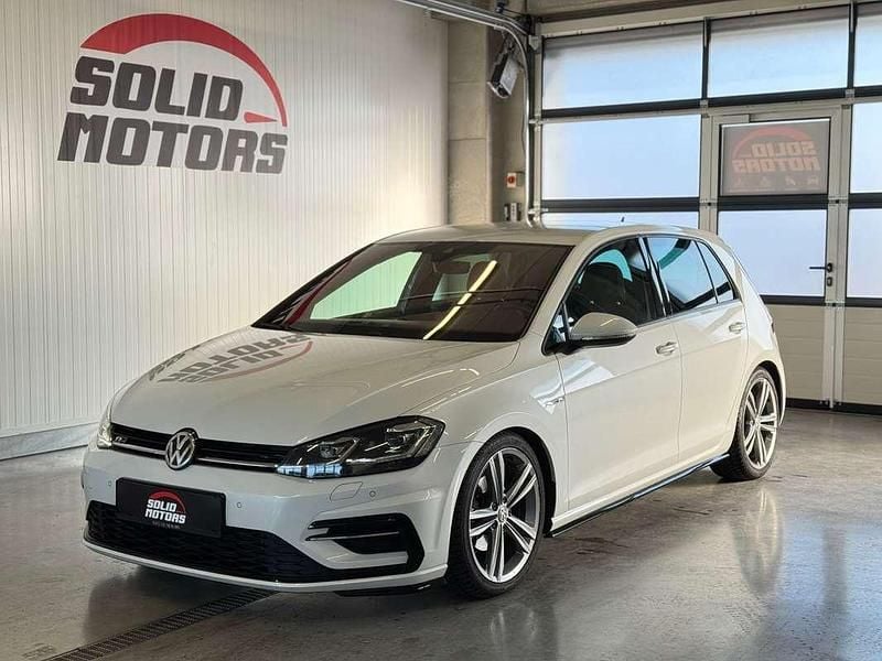 Gebraucht VW Golf VII Highline 150 PS (110 kW) 2017 Weiß Kleinwagen