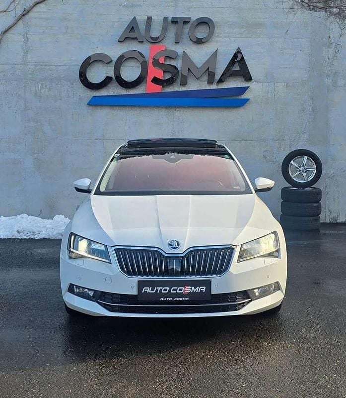 Gebraucht Skoda Superb Style 150 PS (110 kW) 2019 Weiß Kleinwagen