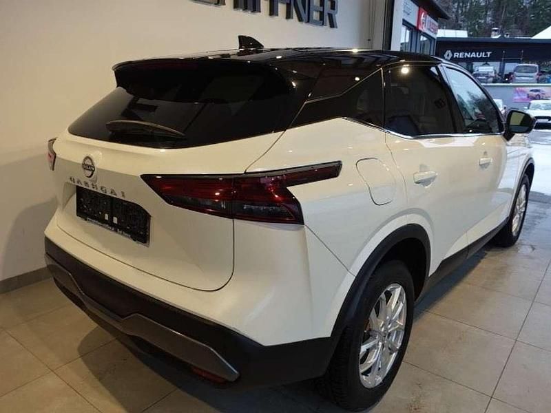 Gebraucht Nissan Qashqai N-Connecta 159 PS (116 kW) 2023 Weiß SUV