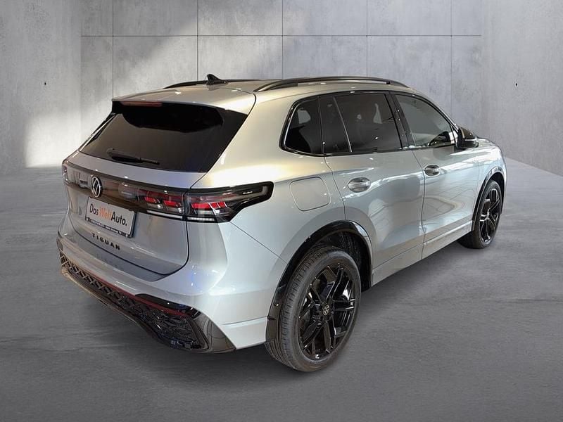 Neu VW Tiguan Sport 193 PS (141 kW) 2026 Silber  metallic SUV