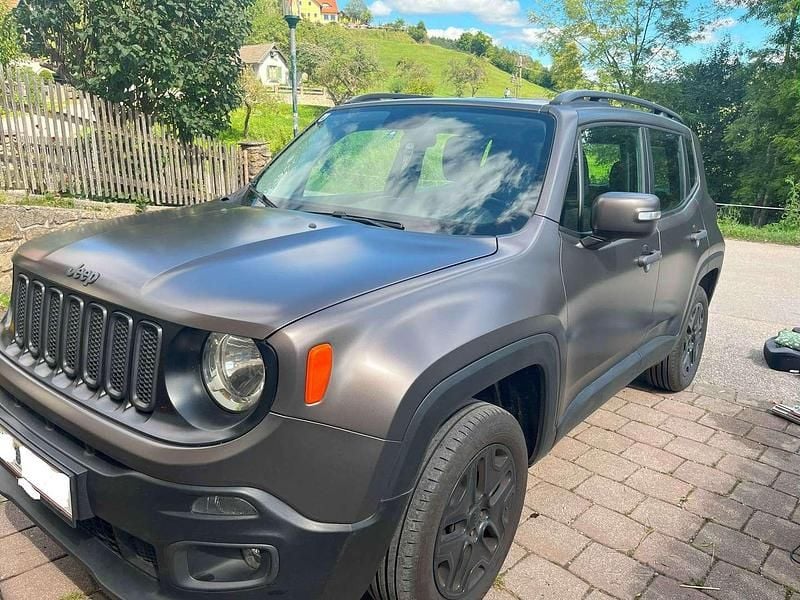 Braun Gebraucht 2016 Jeep Renegade Night Eagle SUV | € 9.750 (Fairer Preis) - Bild 1/4