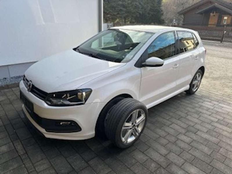 Gebraucht VW Polo 60 PS (44 kW) 2012 Weiß Kleinwagen
