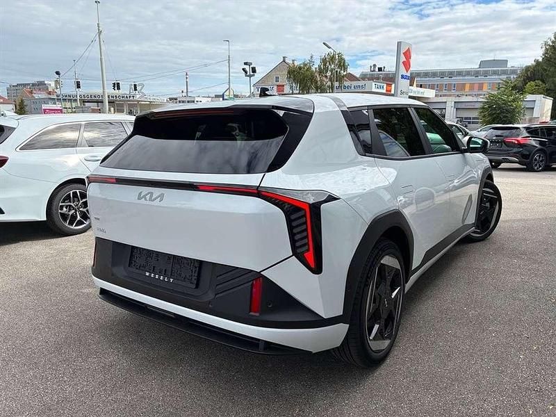Neu Kia EV4 Plus 150 kW (204 PS) 2025 Weiß Limousine