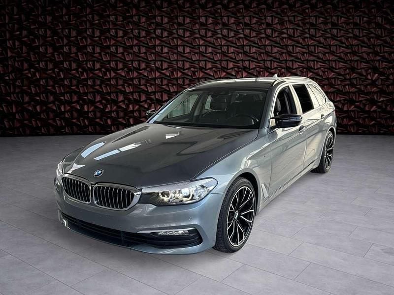 Gebraucht BMW 520 190 PS (139 kW) 2018 Grau Kombi