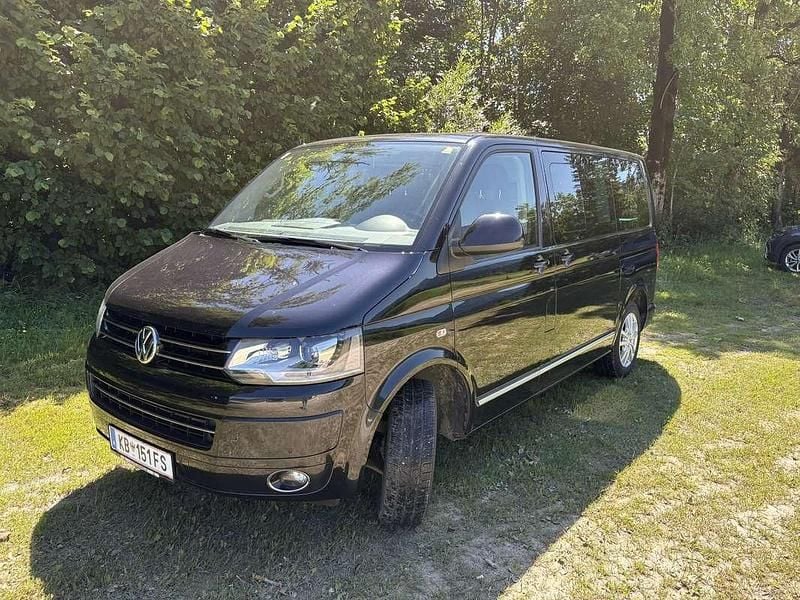 Schwarz Gebraucht 2014 VW Multivan Highline Van | € 25.990 - Bild 1/4