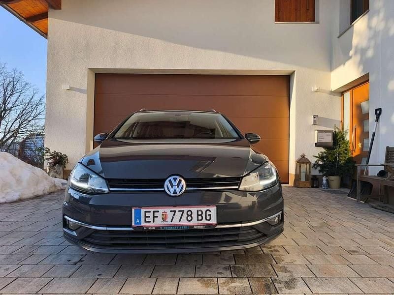 Gebraucht VW Golf VII Highline 150 PS (110 kW) 2017 Grau Kombi