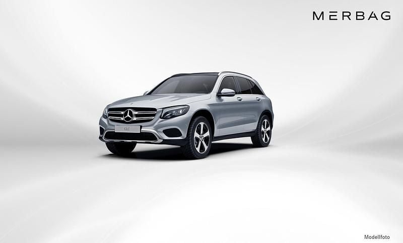 Gebraucht Mercedes GLC220 170 PS (125 kW) 2018 Diamantsilber metallic SUV