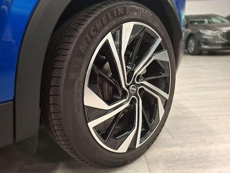 Gebraucht Nissan Qashqai Tekna 158 PS (116 kW) 2024 Schwarz SUV