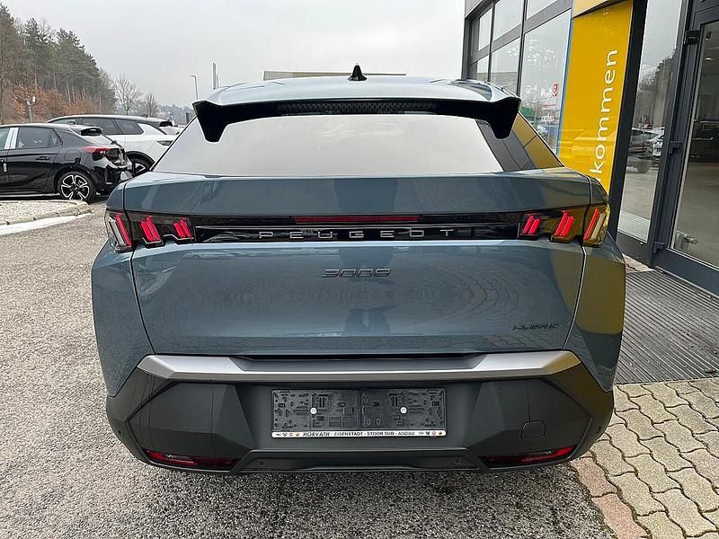 Neu Peugeot 3008 Allure 146 PS (107 kW) 2026 Blau SUV
