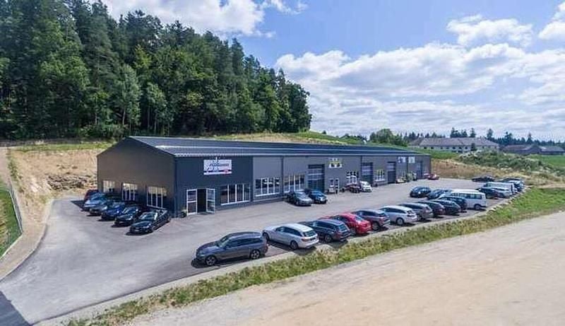 Weiß Gebraucht 2016 Peugeot 208 Style Kleinwagen | € 6.999 (Fairer Preis) - Bild 1/1