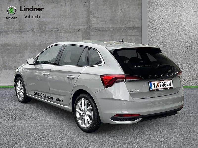 Neu Skoda Scala Selection 95 PS (69 kW) 2025 Mittelgrau  normal Kleinwagen