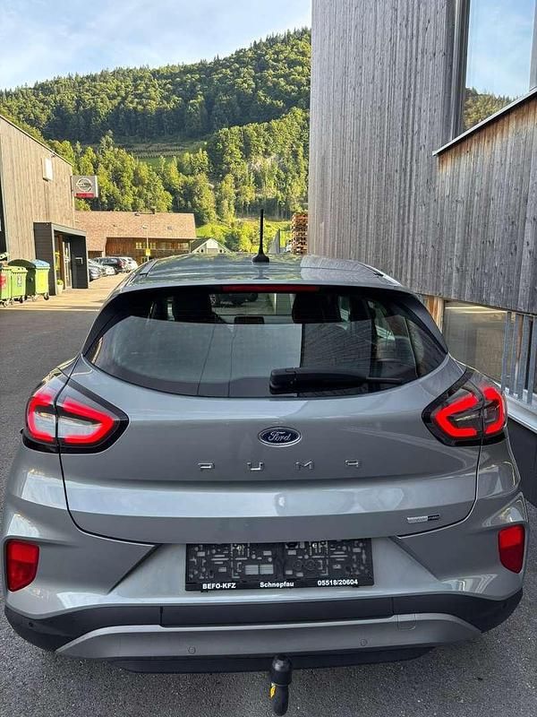 Gebraucht Ford Puma Titanium 125 PS (91 kW) 2021 Silber SUV