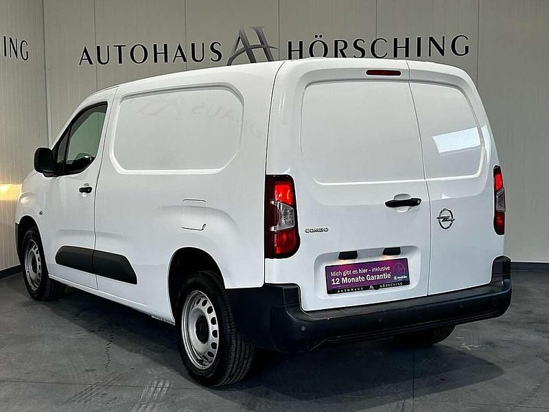 Gebraucht Opel Combo Dynamic 102 PS (75 kW) 2022 Weiß Van / Kleinbus