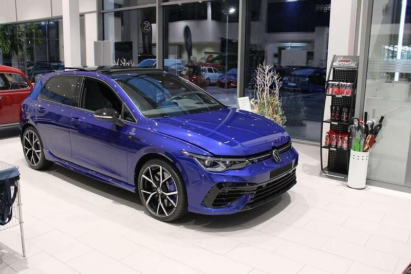 Blau Gebraucht 2023 VW Golf VIII R Limousine | € 62.990 - Bild 1/4