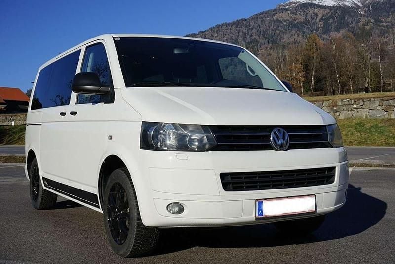 Gebraucht VW Multivan Startline 140 PS (102 kW) 2010 Van