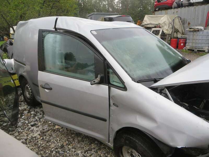 Silber Gebraucht 2005 VW Caddy Van / Kleinbus | € 990 - Bild 1/4