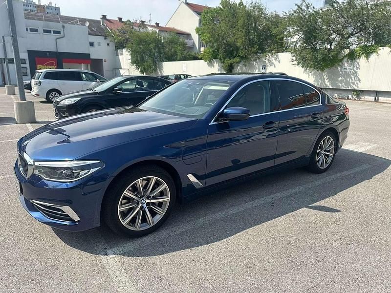 Gebraucht 2021 BMW 530 Luxury Line Limousine | € 36.000 - Bild 1/4