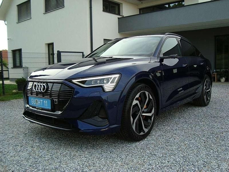 Gebraucht Audi e-tron S-Line 300 kW (408 PS) 2021 Blau SUV