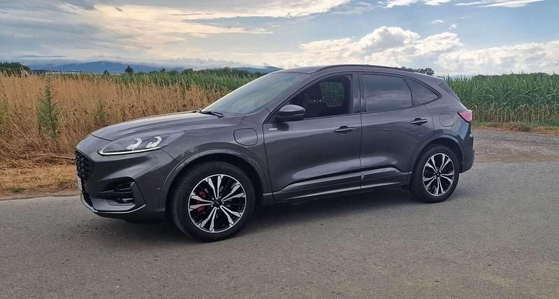 Gebraucht Ford Kuga ST-Line X 224 PS (164 kW) 2022 SUV