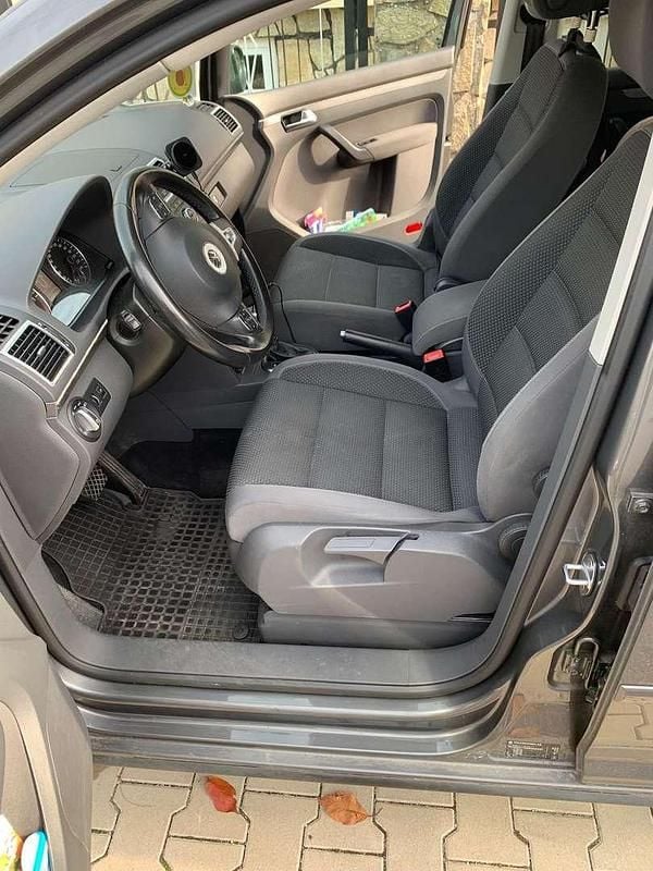 Gebraucht VW Touran 105 PS (77 kW) 2014 Grau Van / Kleinbus