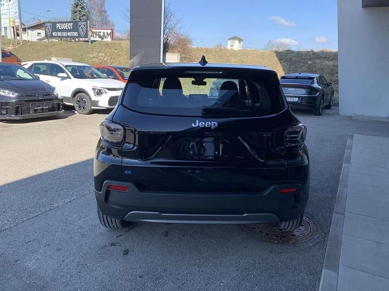 Gebraucht Jeep Avenger EV 114 kW (156 PS) 2024 Schwarz SUV