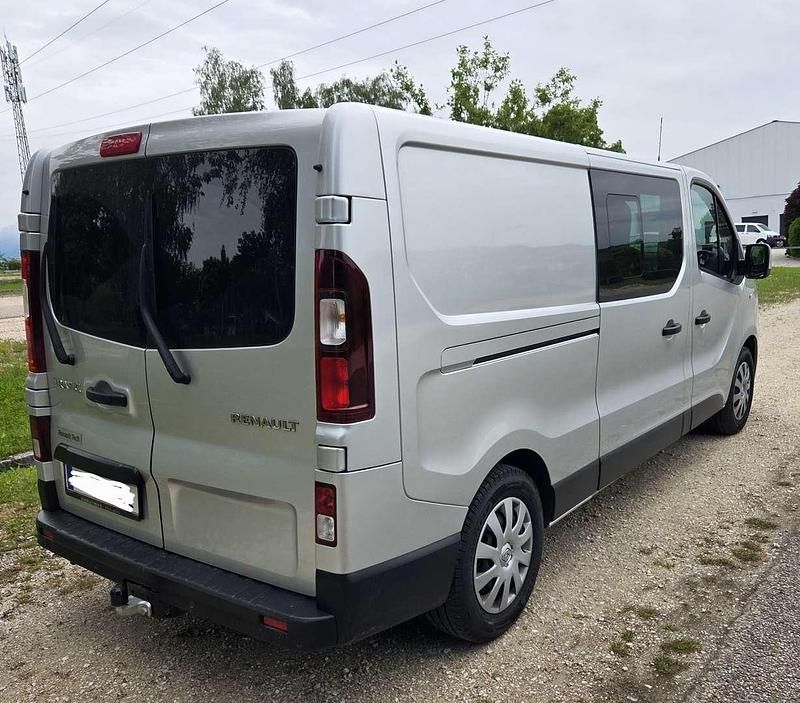 Gebraucht Renault Trafic Expression 145 PS (106 kW) 2020 Van / Kleinbus