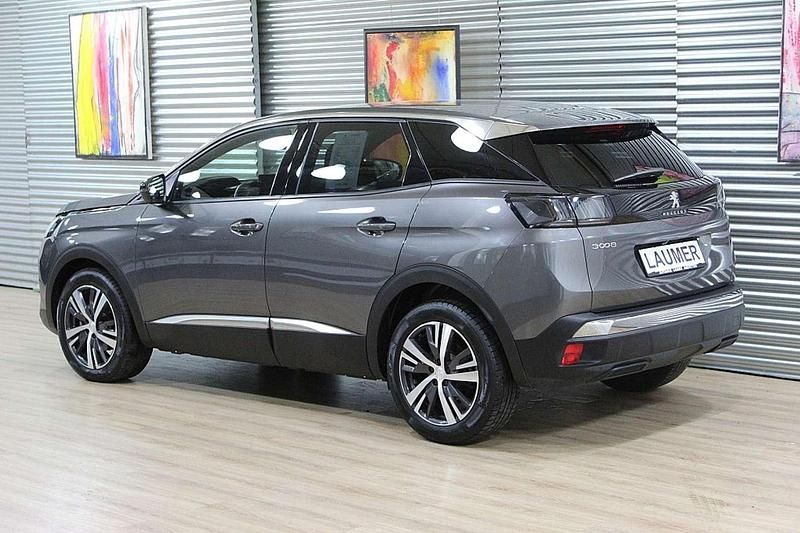 Gebraucht Peugeot 3008 Allure 136 PS (100 kW) 2024 Grau SUV
