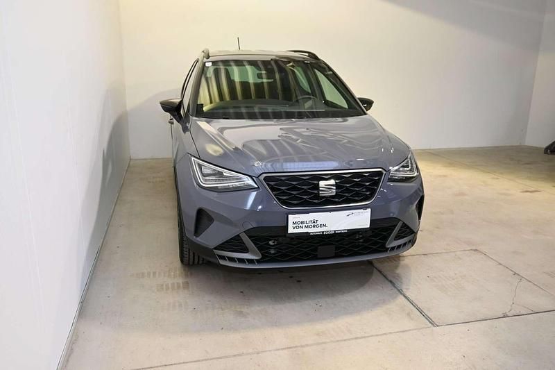 Gebraucht Seat Arona FR 116 PS (85 kW) 2025 Hellgrau  normal SUV