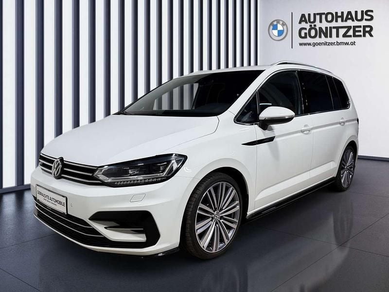 Gebraucht VW Touran Highline 110 PS (80 kW) 2018 Weiß Van / Kleinbus