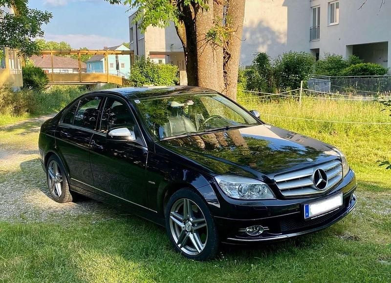 Gebraucht Mercedes C350 272 PS (200 kW) 2008 Schwarz Limousine