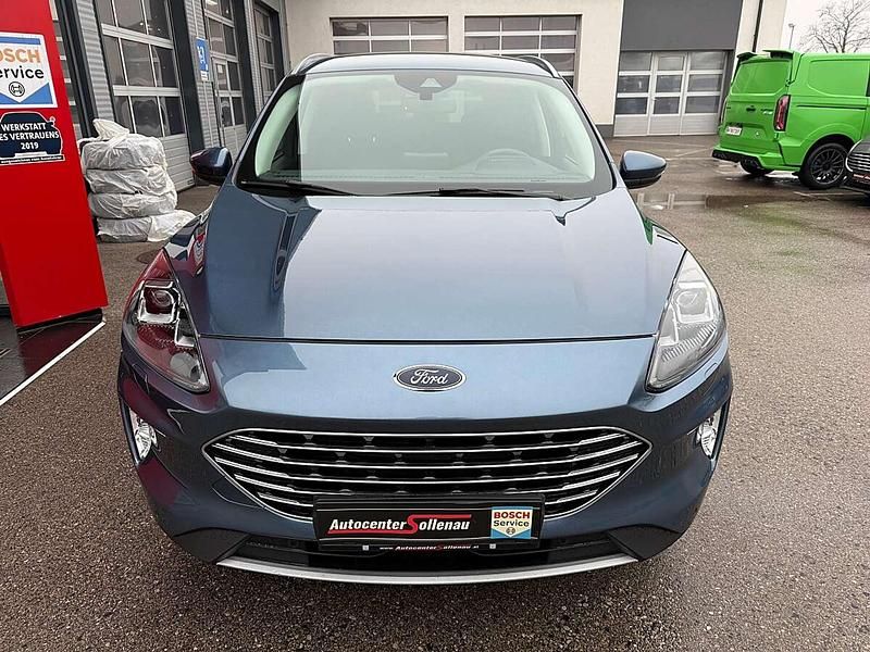 Gebraucht Ford Kuga Titanium 120 PS (88 kW) 2020 Blau SUV