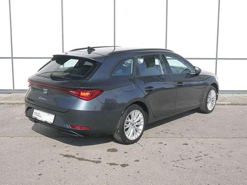 Gebraucht Seat Leon Style 150 PS (110 kW) 2021 Grau Kombi
