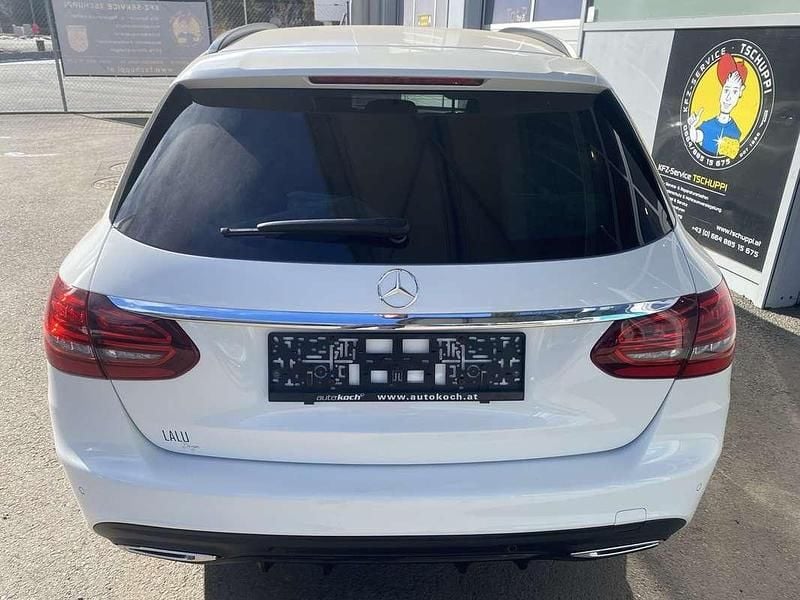 Gebraucht Mercedes C200 AMG 160 PS (117 kW) 2019 Weiß Kombi