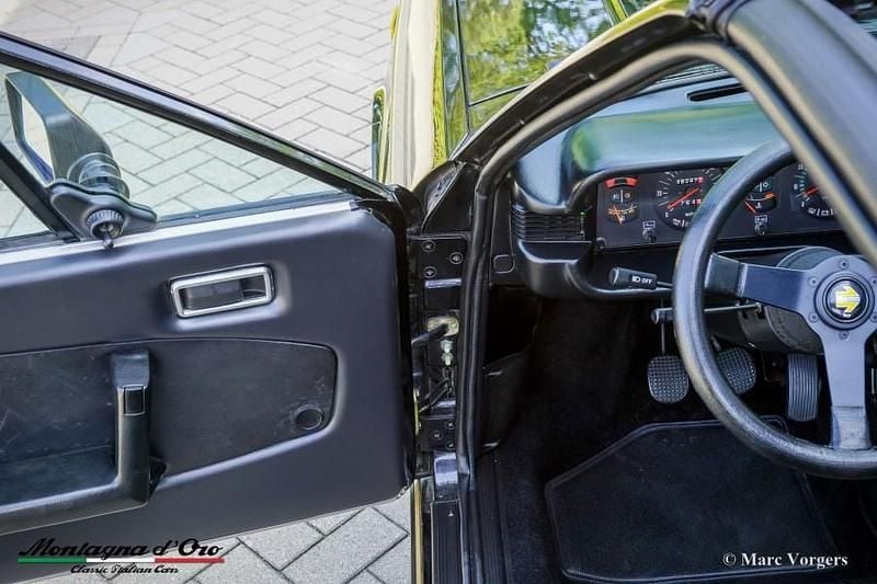 Gebraucht Lancia Beta 120 PS (88 kW) 1981 Schwarz Cabrio