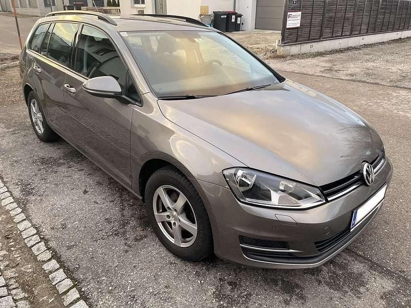 Gebraucht VW Golf VII 105 PS (77 kW) 2014 Grau Kombi