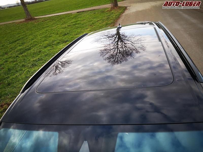 Neu Audi SQ7 Ambiente 507 PS (372 kW) 2025 Mythosschwarz metallic SUV