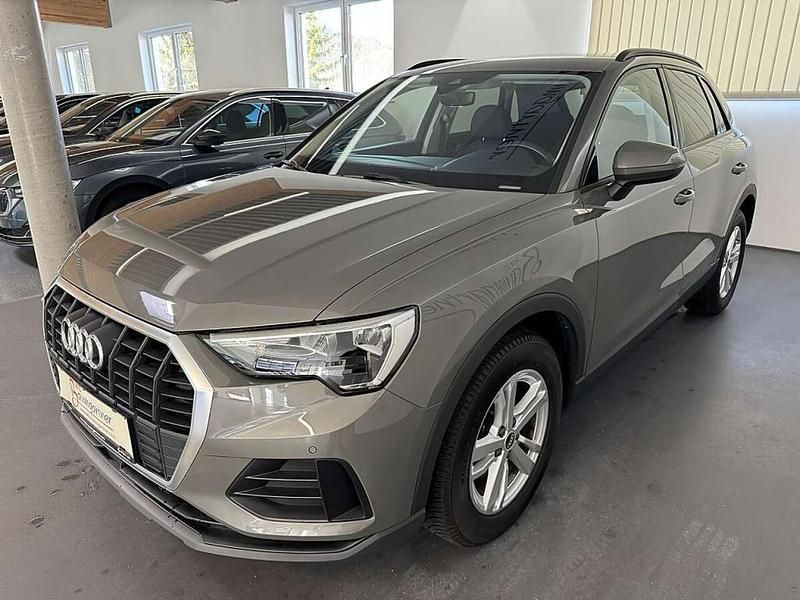 Gebraucht Audi Q3 Basis 150 PS (110 kW) 2021 Grau SUV