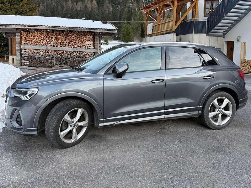Gebraucht Audi Q3 S-Line 150 PS (110 kW) 2019 Grau SUV