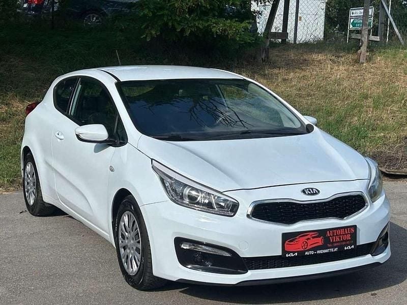 Gebraucht Kia ProCeed 90 PS (66 kW) 2018 Weiß Limousine