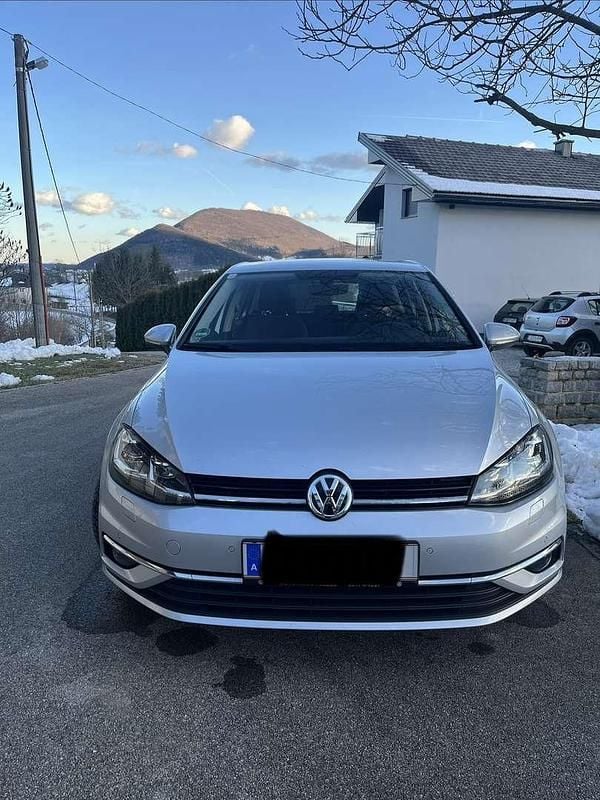 Gebraucht VW Golf VII 116 PS (85 kW) 2019 Silber Limousine