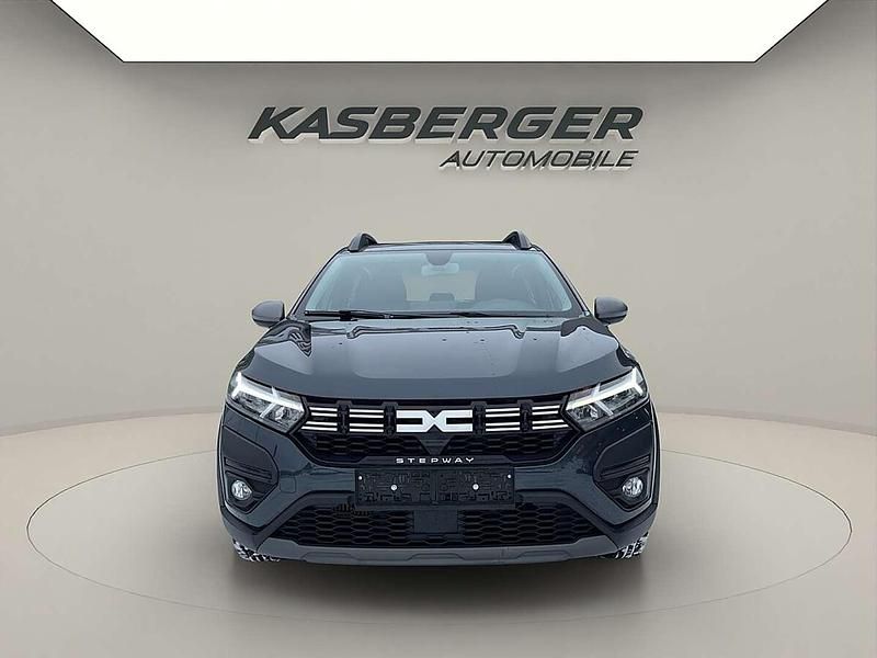 Gebraucht Dacia Sandero Expression 91 PS (66 kW) 2022 Grau Kleinwagen